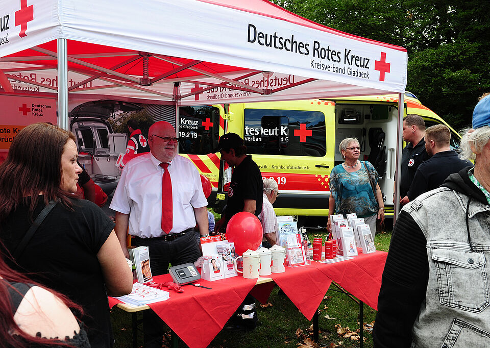 DRK Gladbeck präsentiert sich vor Ort